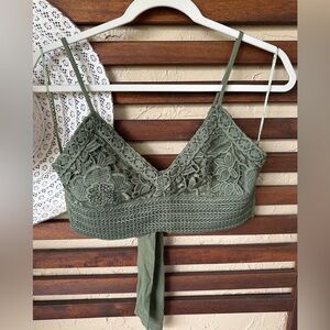 Aeropostale haltertop